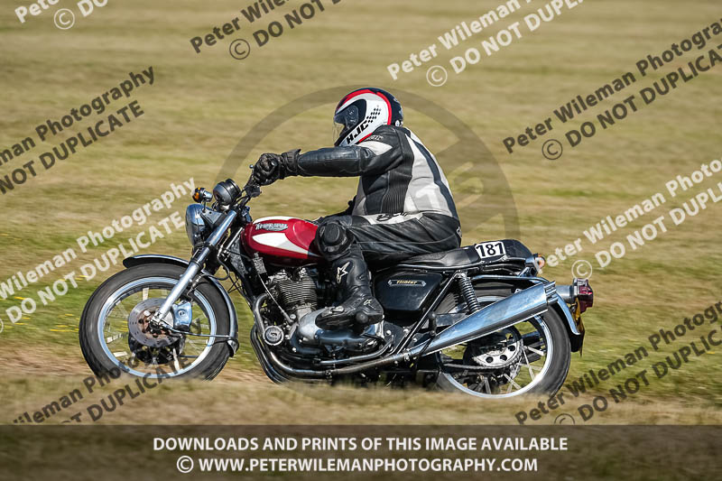 cadwell park;cadwell park photographs;cadwell trackday photographs;enduro digital images;event digital images;eventdigitalimages;peter wileman photography;racing digital images;trackday digital images;trackday photos